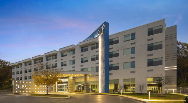 GLō Best Western Nashville Airport