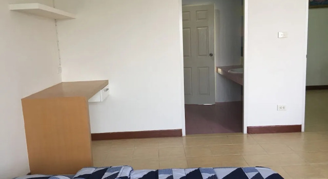 Family Guesthouse, Забронировать Отель Отели Бангкока с парковкой, Парковка