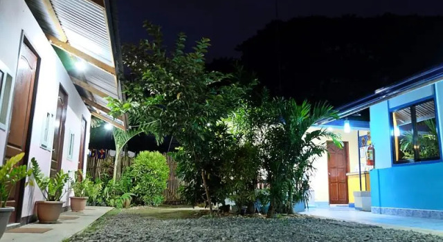 Кровать в общем номере Fanta Lodge