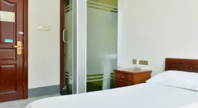 Standardowy dwuosobowy pokój Guomei  The second Hotel