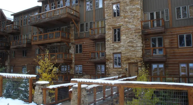 Номер Luxury с 2 комнатами с балконом и с видом на горы Timbers 3067