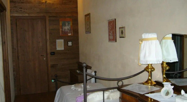 Castello Malaspina di Gambaro, Prenota Hotel Ferriere Emilia-Romagna