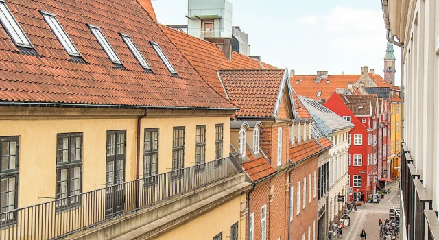 Leaves 3 - Pleasant 4-bdr Apt in Central Copenhagen, Забронировать Апартаменты/квартира Отели Копенгагена с парковкой, рядом с Памятник Гансу Христиану Андерсену, Парковка