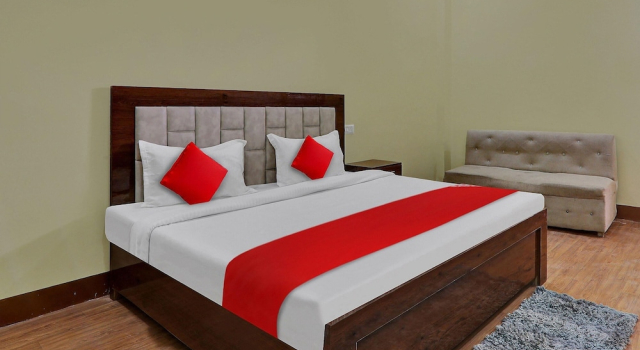 Hotel O Takrohi Hospital Road