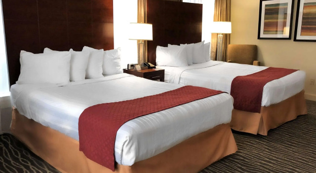 Четырёхместный номер Standard Blake Hotel New Orleans, BW Signature Collection
