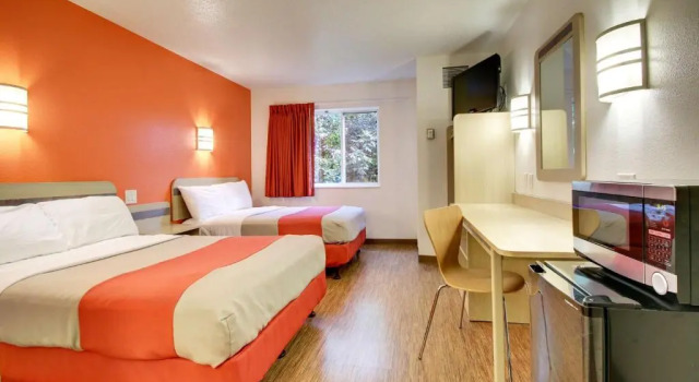 Четырёхместный номер Standard Motel 6-Springfield, IL I-55 I-72