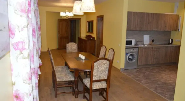 Tuju Apartamentai, Varaa Huoneisto Hotellit Klaipeda pysäköinnillä, Pysäköinti