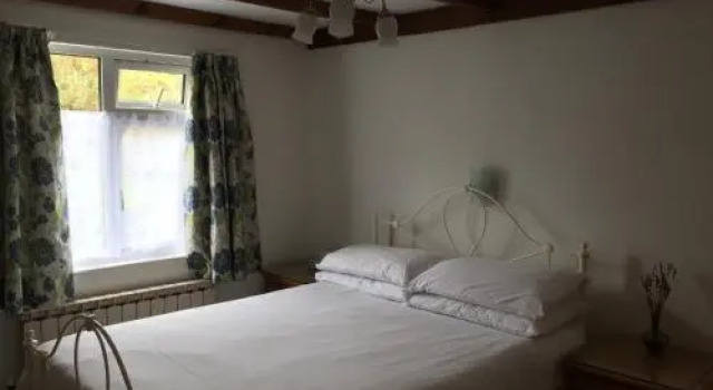 Auberge Du Val, Book Hostel / Vandrerhjem Hostels i Channel Islands, Hostel / Vandrerhjem