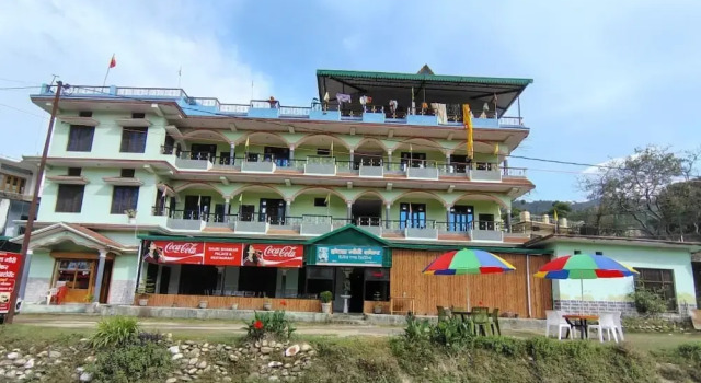 Hotel Gauri Shankar & Restaurant, Rezervovat Hotel Uttarkāshi Uttarakhand