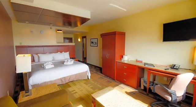 Номер Executive Canad Inns Destination Center Grand Forks