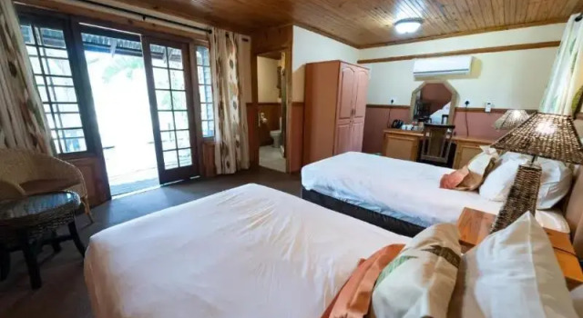 Двухместный номер Standard с балконом Gooderson Bushlands Game Lodge