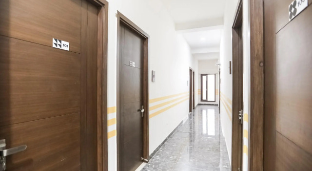 OYO 73922 Goodvibe Hotel, Забронировать Отель Отели Нью-Дели с завтраком, Завтраки