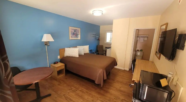 Люкс Economy Inn Sylva