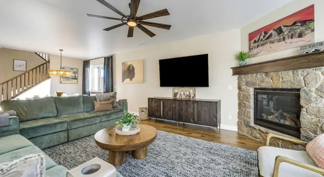 Коттедж Modern Flagstaff Retreat w/ Fire Pit & EV Charger!
