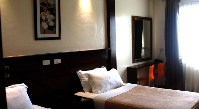 Delle Suites, Rezerwuj Hotel Hotele 3-gwiazdkowe w Mindanao, 3*