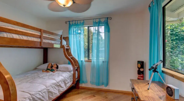 Hamakua Pukana La Hale 3 Bedroom Home by RedAwning, Забронировать Отель Нинол 
