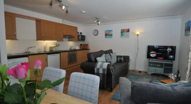 No5 Esplanade Court, Stornoway Town Centre, Varaa Hotelli Steòrnabhagh Isle of Lewis