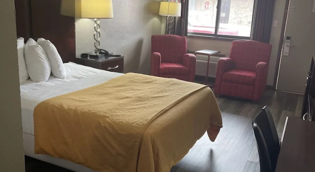 Двухместный номер Standard Royal Inn & Suites