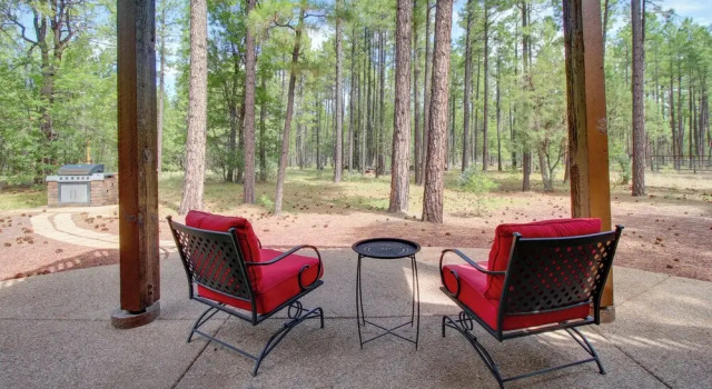 Апартаменты 1 Mi to Lake: Pet-friendly Arizona Gem