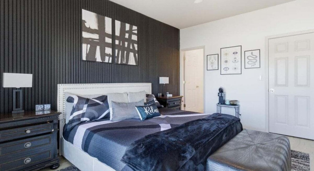 Modern Condo at 11mm in Sunrise w/ PWC & Boat Slip