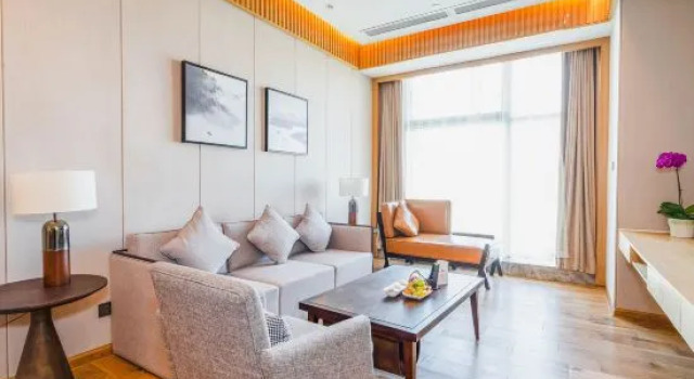Люкс Deluxe Maison New Century Hotel