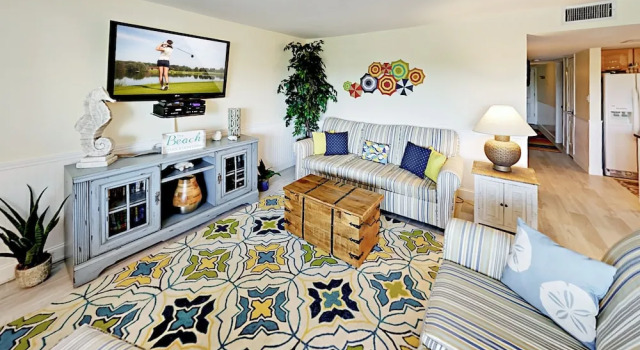 19610 Gulf Blvd Condo Unit 203 2 Bedrooms 2 Bathrooms Condo