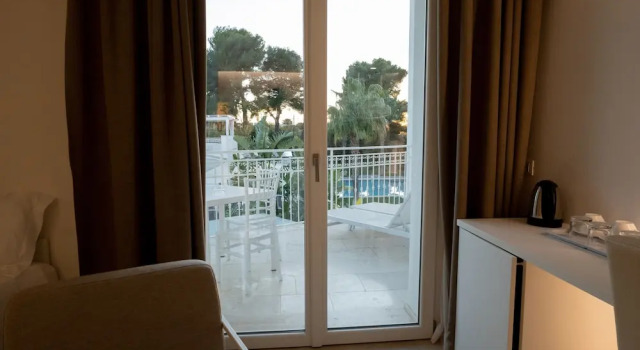 Трёхместный номер Deluxe с балконом San Lorenzo Boutique Hotel & SPA