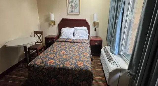 Одноместный номер Standard Rodeway Inn Dunmore