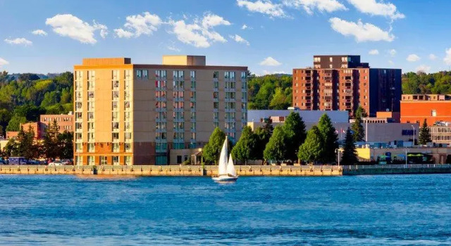 Номер Standard Delta Hotels by Marriott Sault Ste. Marie Waterfront
