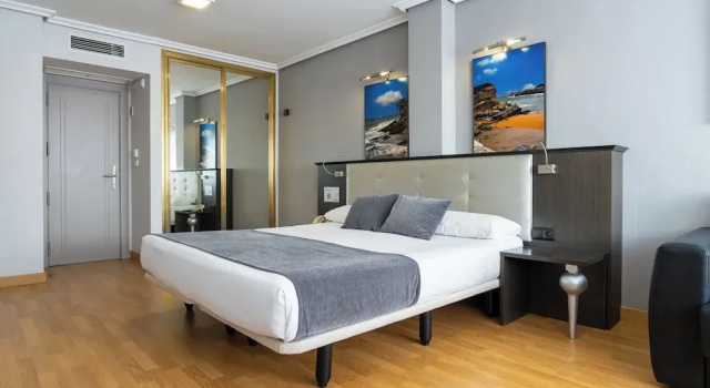 Двухместный номер Standard Chateau La Roca
