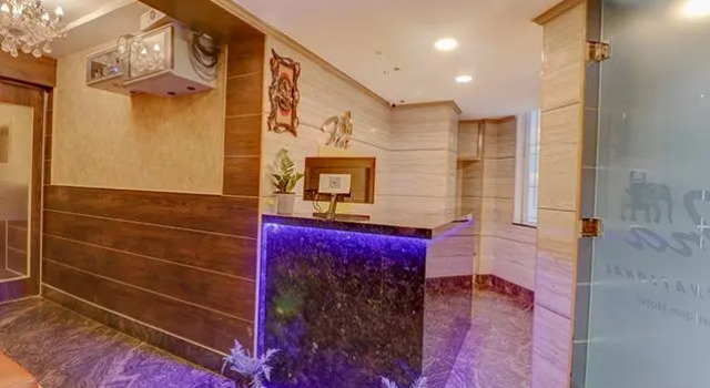 Fabhotel Ira International, Забронировать Отель Корамангала Бангалор, рядом с Торговый центр The Forum