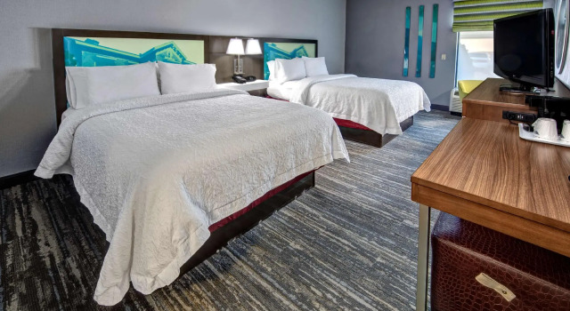 Четырёхместный номер Standard Hampton Inn Batesville