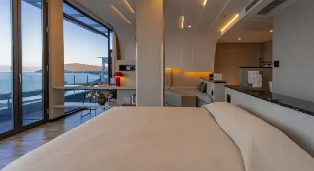 Люкс с красивым видом из окна Yunzhiguo Yunduan Lakeview Holiday Hotel