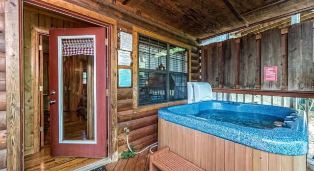 Коттедж Smoky Mtn Lux Cabin Hot Tub Pool Views