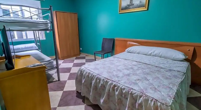 Albergue Rojo Plata, Забронировать Отель Отели Badajoz Province с парковкой, Парковка
