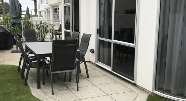 Апартаменты Belle Mer Beachfront Apartments