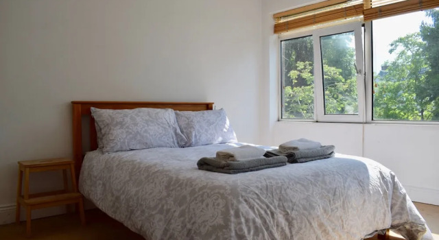 2 Bedroom Apartment Close to City Centre, Забронировать Апартаменты/квартира Отели Дублина с парковкой, рядом с Парк Херберт-парк, Парковка