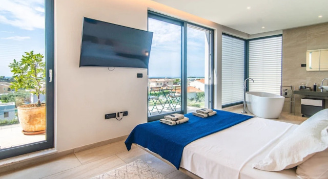 Вилла Luxury Villa With Pool and sea View