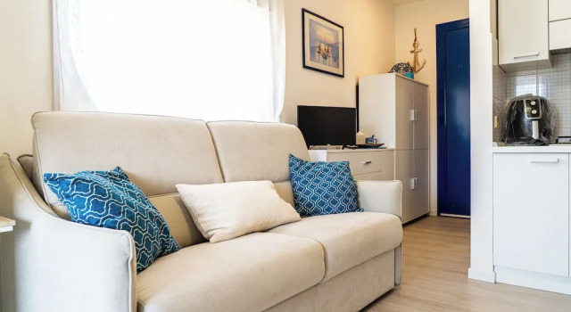 Tastefully Furnished Flat With Lateral sea View, Prenota Appartamento Hotel a Veneto con parcheggio, Parcheggio