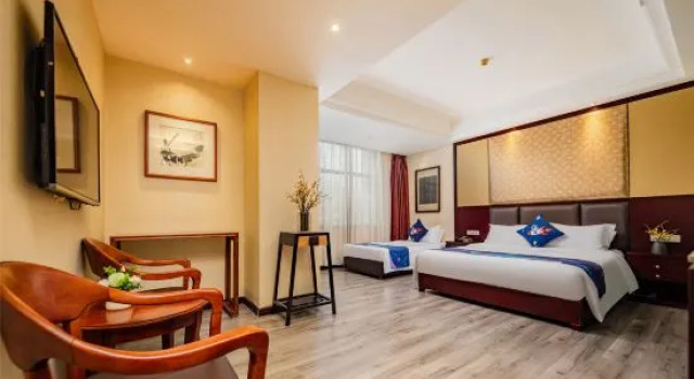 Семейный люкс Xian Flying Dragon Hotel