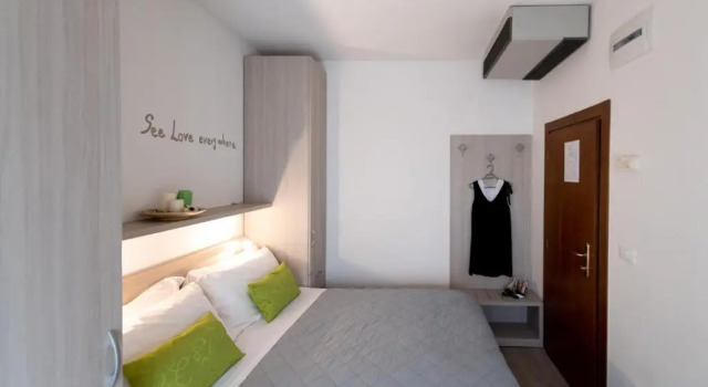 Двухместный номер Standard с балконом Hotel Anny
