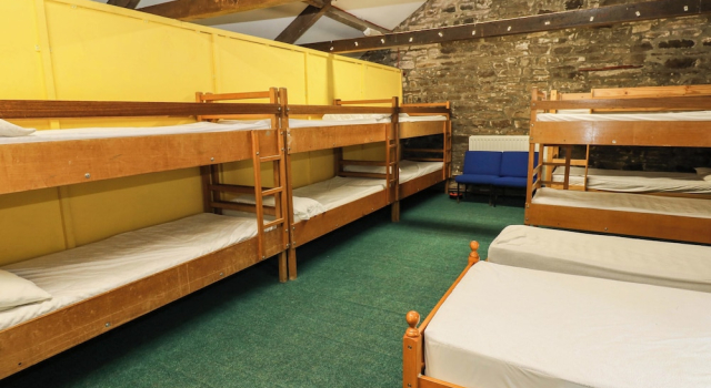 West Barn Bunkhouse, Забронировать Дом для отпуска Отели Северного Йоркшира с парковкой, Парковка
