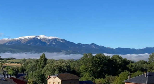 Апартаменты Vistas Únicas a los Pirineos, para 7-8 personas!! Tensi Home Llivia