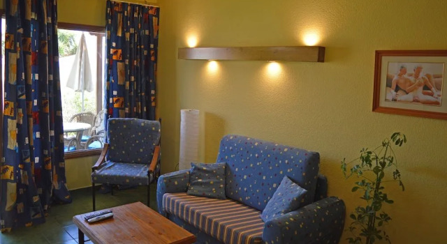 Bungalows Paso Chico, Забронировать Отель Отели Плайя дель Инглес с бассейном, Бассейн