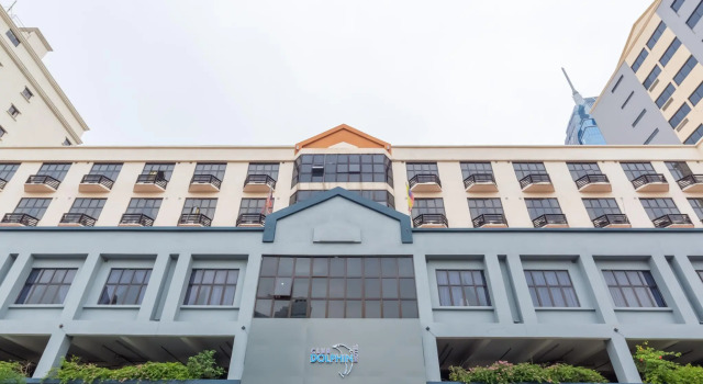 Кровать в общем номере Dolphin Hotel, Chow Kit Kuala Lumpur