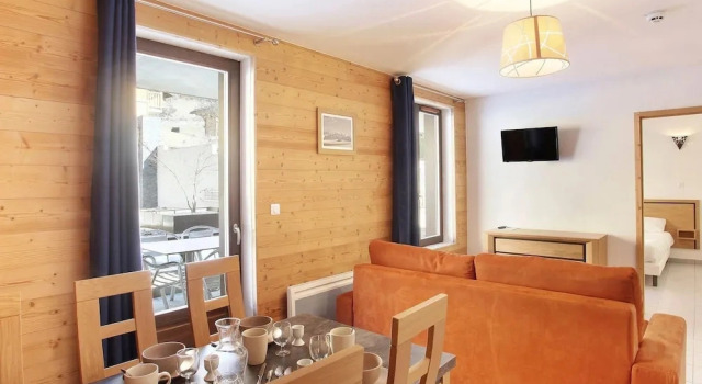 Chic Chalet-style Apartment, Забронировать Апартаменты/квартира Ла-Клюза Лыжный курорт на озере Анси, рядом с Гондольный подъемник Ла Бальм