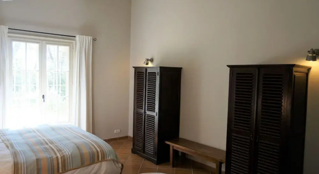 Holiday Home With Garden Near Lorgues, Prenota Hotel Hotel a Alvernia con parcheggio, Parcheggio