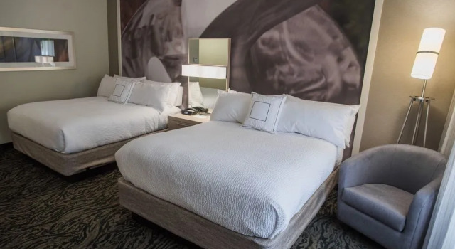 Courtyard Hickory, Book Hotel Hickory North Carolina