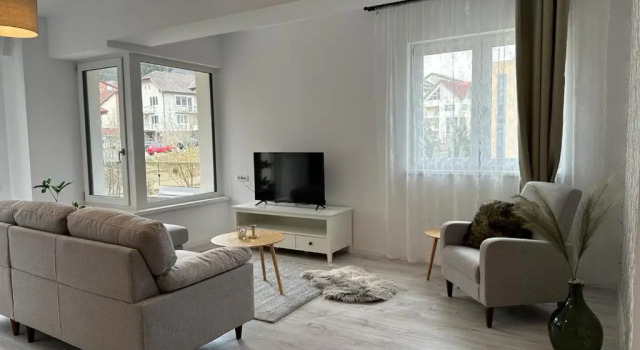 City Center Accommodation 111, Rezervovat Hotel Reşiţa 