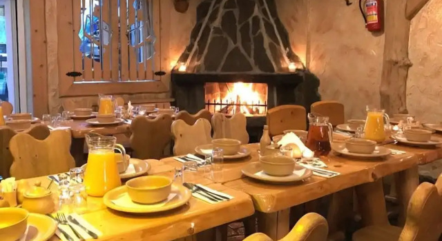 Hotel Nałęcz City Center, Забронировать Отель Отели Высоких Татр с завтраком, Завтраки